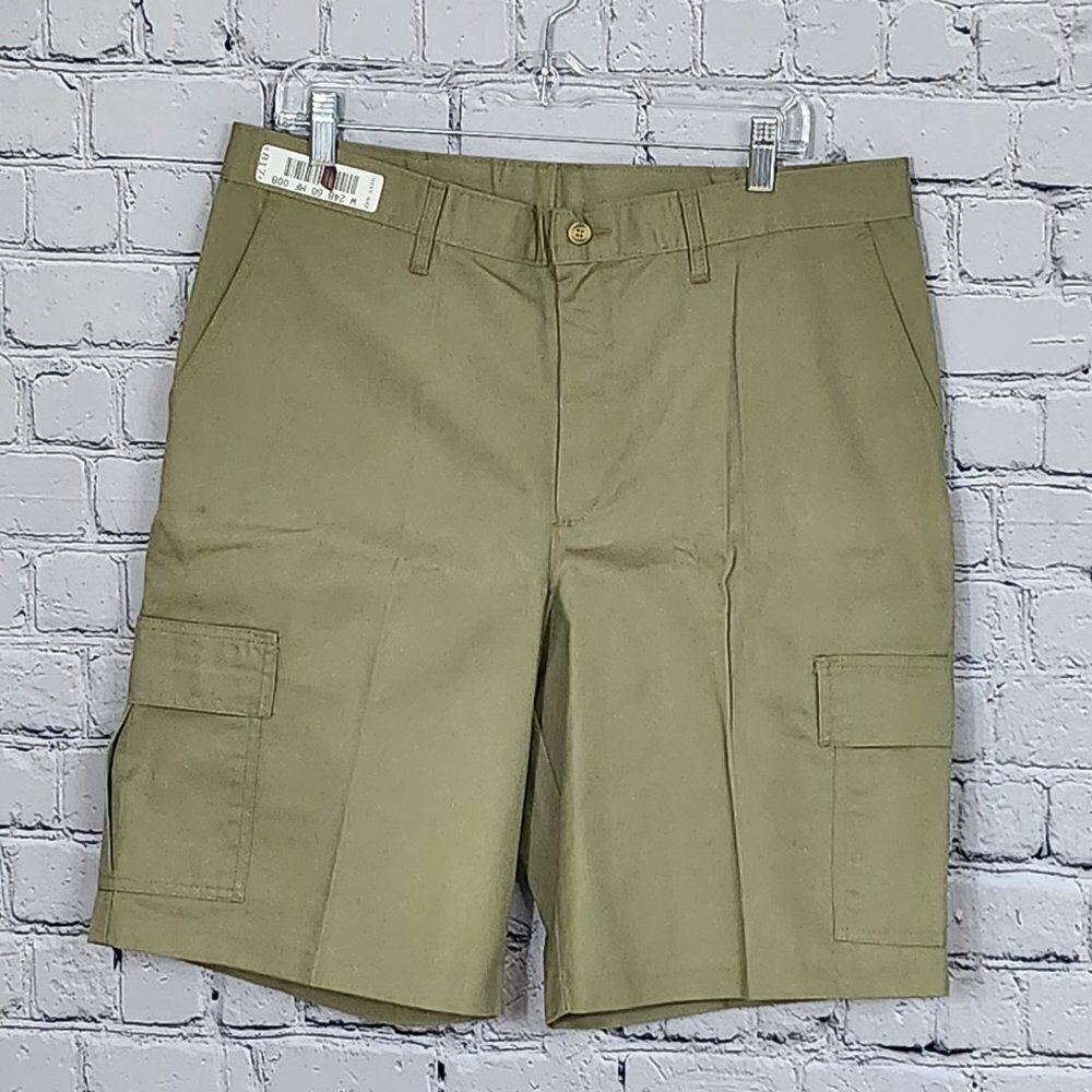 2/$20 Edwards Khaki Casual Wear Shorts Size 36